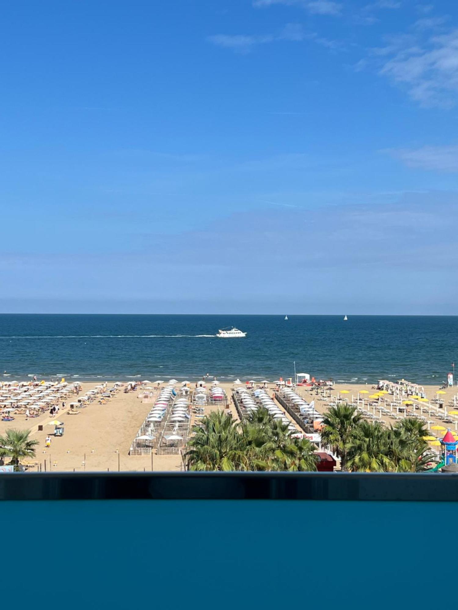 Hotel Spiaggia Marconi Rímini Exterior foto